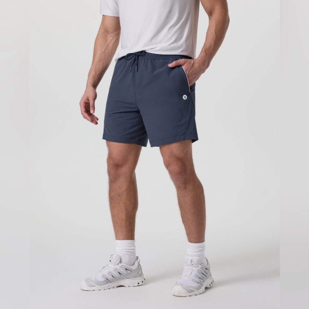 Vuori Crosscourt Navy Shorts